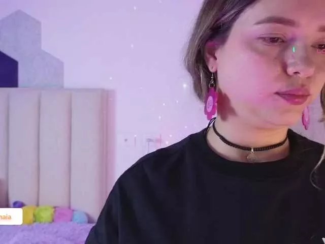 Offline LarisaMaia on BongaCams