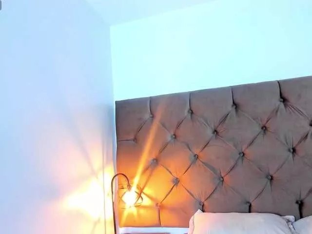 LauraHotties on BongaCams