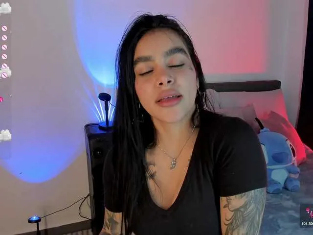 Freechat laurencamila1 on BongaCams