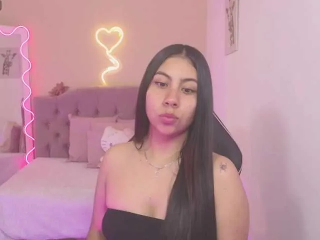 Offline Laylafoxy-tay on BongaCams