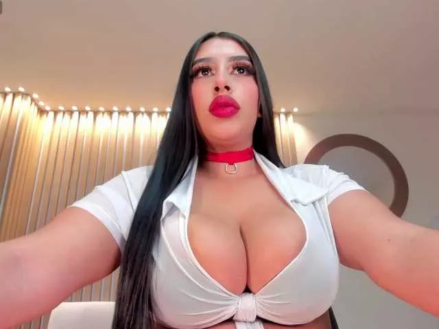 Offline LeahLombardi on BongaCams