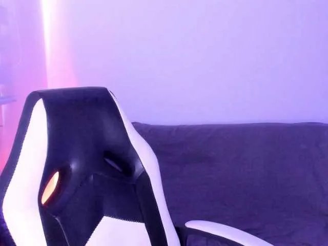 LeeJhonson on BongaCams