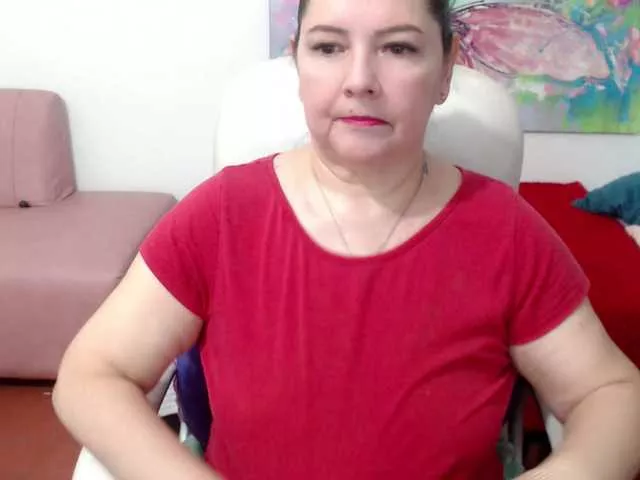 Offline leonela on BongaCams