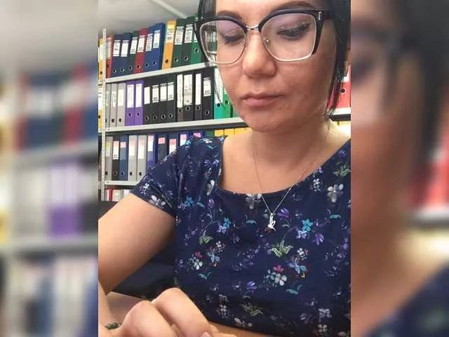 LiLCaTt on BongaCams