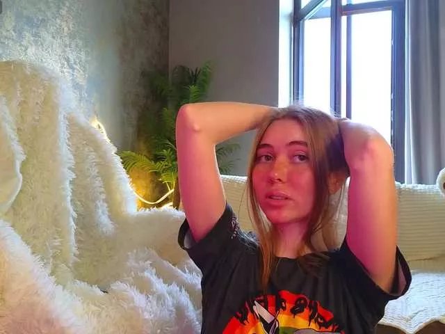 lili-roze on BongaCams