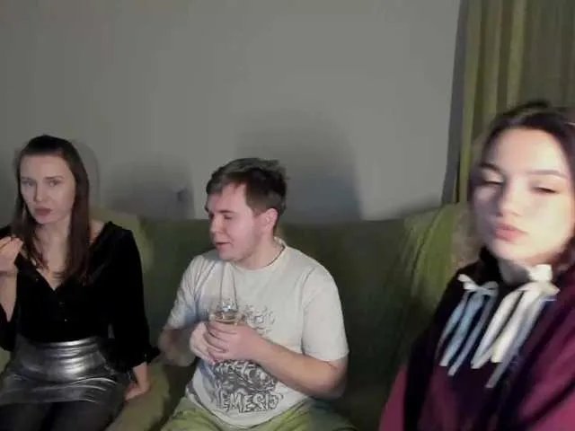 lissazmark2 on BongaCams