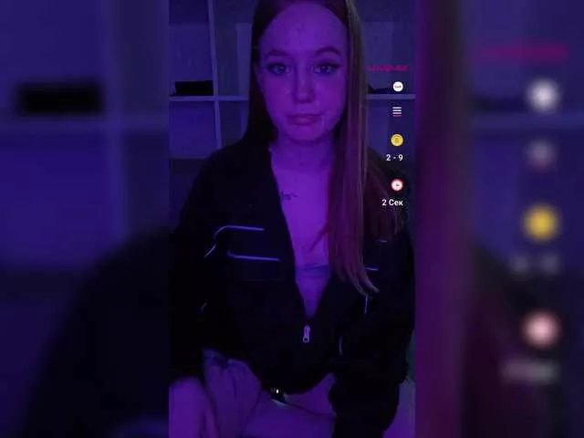 LolaMin on BongaCams