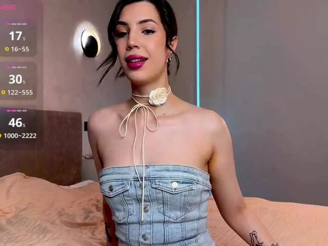 LolaTeaseX on BongaCams