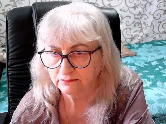 Offline LolkaAlyss on BongaCams