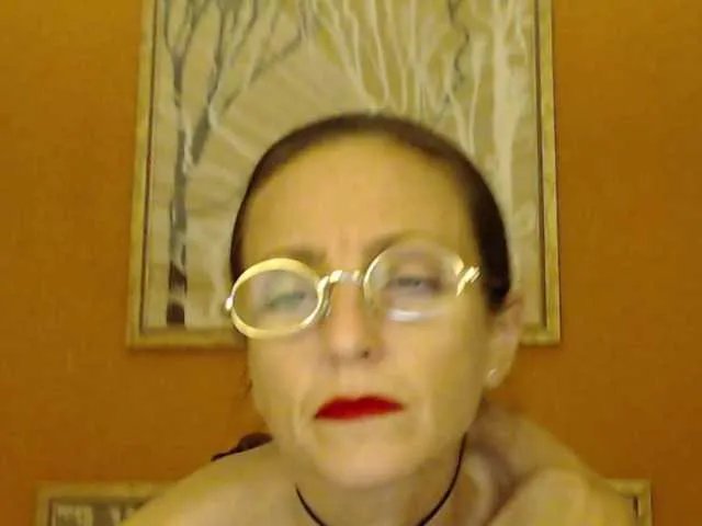 Lora8888 on BongaCams