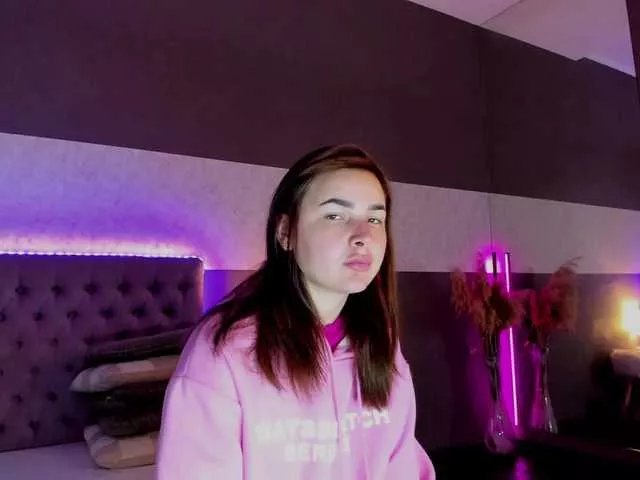 LunaHeadly on BongaCams