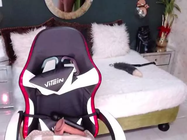 Offline MadikeyHappy on BongaCams