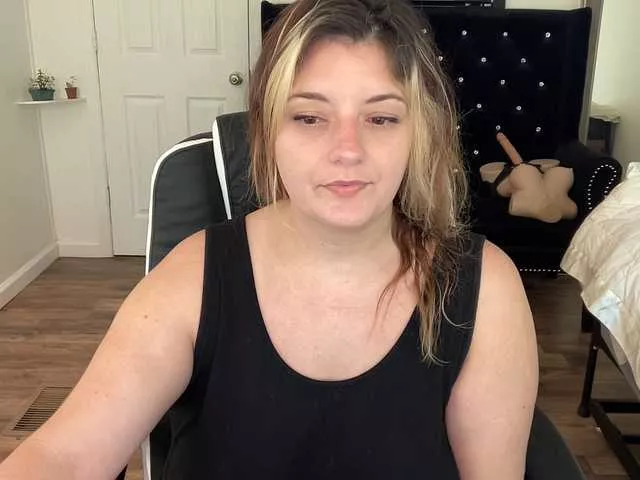 maramaze on BongaCams 