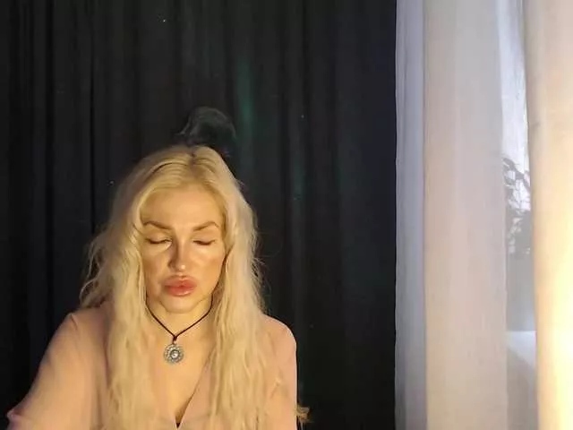 Offline Margo77-1 on BongaCams