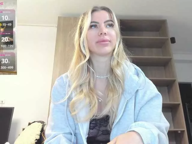 Offline Megan-Ros on BongaCams
