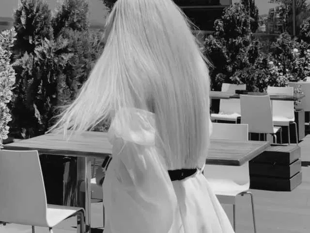 Offline meow on BongaCams