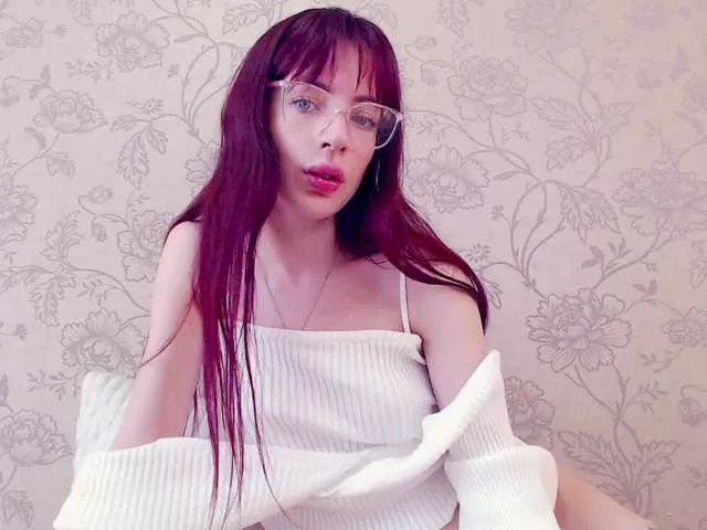 Offline MeowRoslavaa on BongaCams