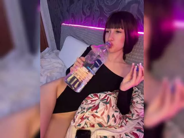 Offline millemimi on BongaCams