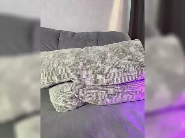 MillyMillya on BongaCams