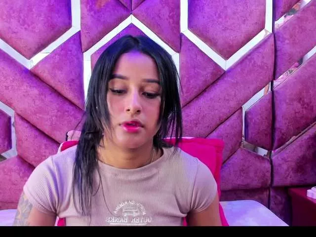 Offline millyprint on BongaCams