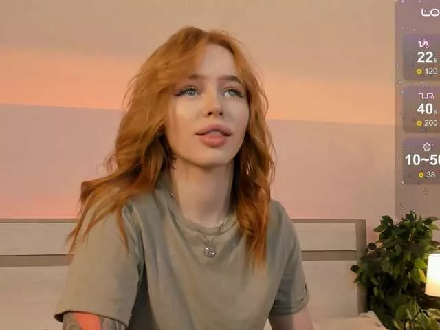 Offline MissRedFox on BongaCams