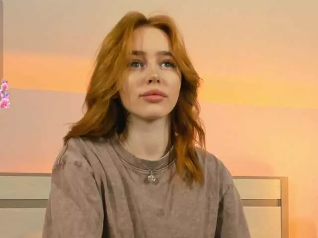 Offline MissRedFox on BongaCams