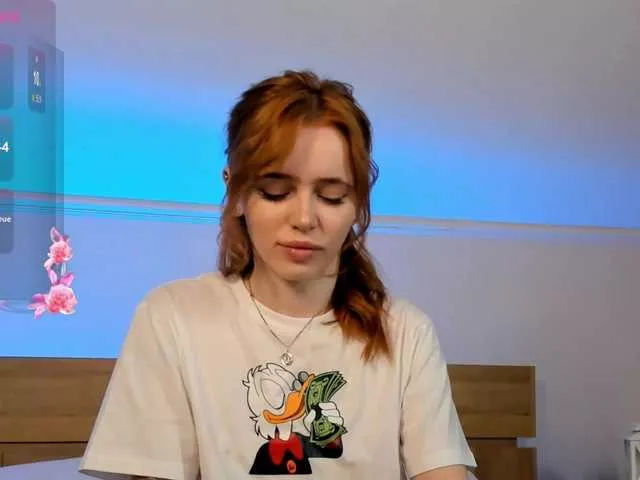 Offline MissRedFox on BongaCams