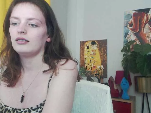 Offline NadineGold on BongaCams