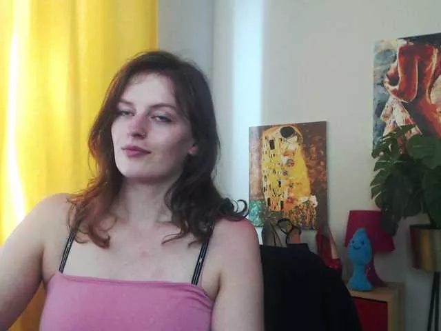 Offline NadineGold on BongaCams