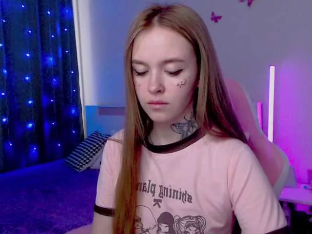 Freechat NaughtyMable on BongaCams