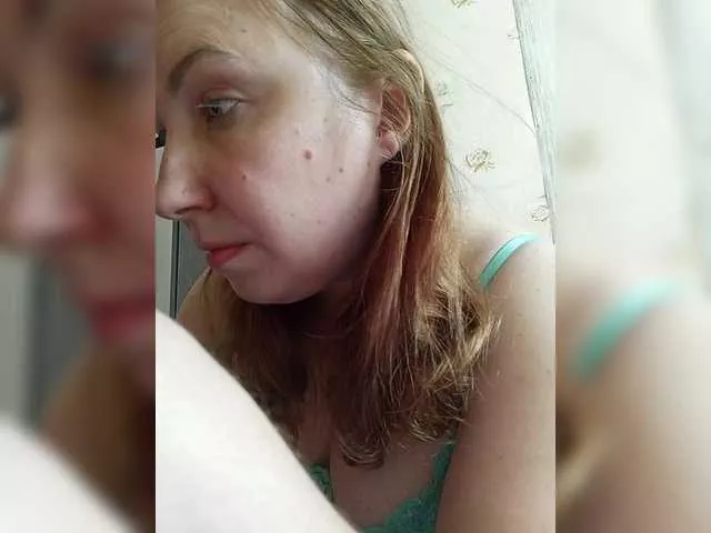 Freechat Ogonek37 on BongaCams