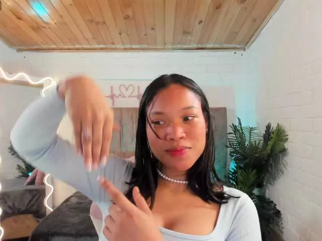 Offline penelope-tay on BongaCams