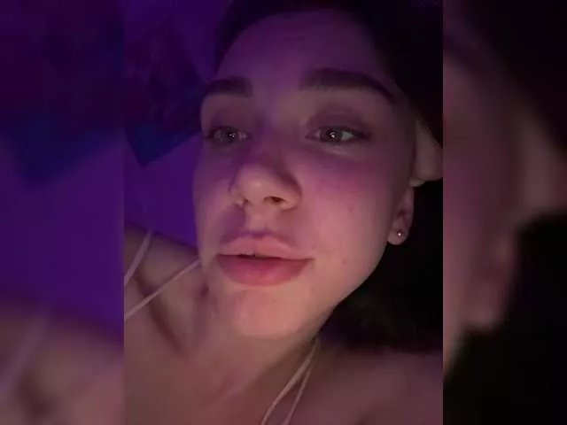 pizzahubb on BongaCams