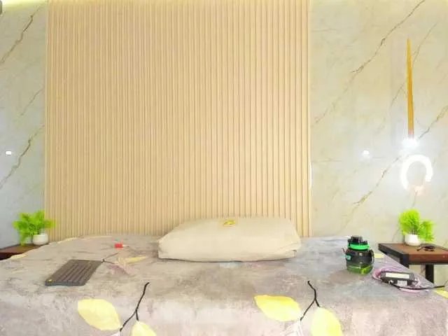 PocahontasPow on BongaCams