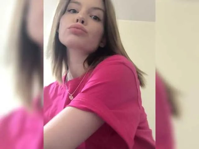 PregnantElf — Freechat on BongaCams