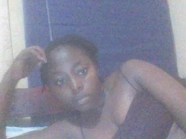 PrettyG on BongaCams