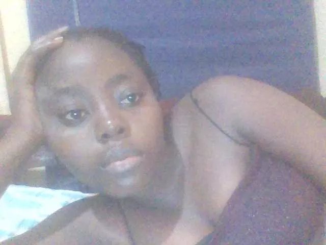 PrettyG on BongaCams