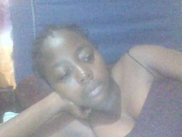 PrettyG on BongaCams