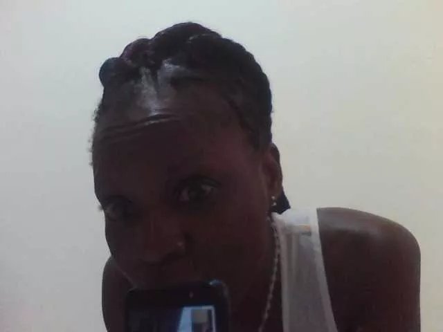 Princessmiles on BongaCams