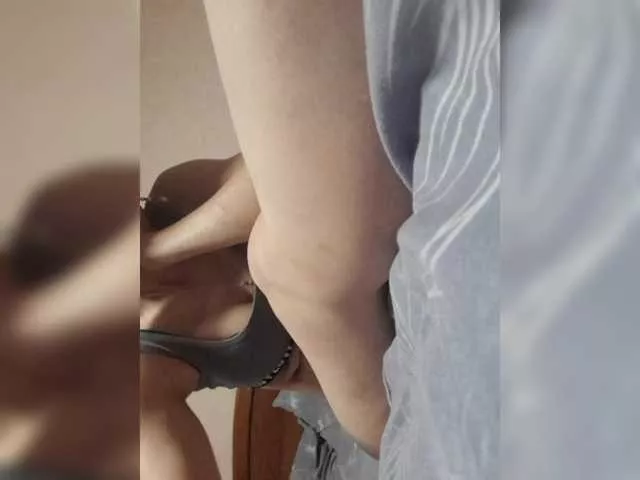 Freechat Raisin on BongaCams