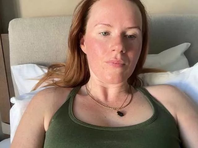 REDHEADROSIE on BongaCams