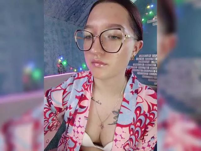 Rosia-Guess on BongaCams