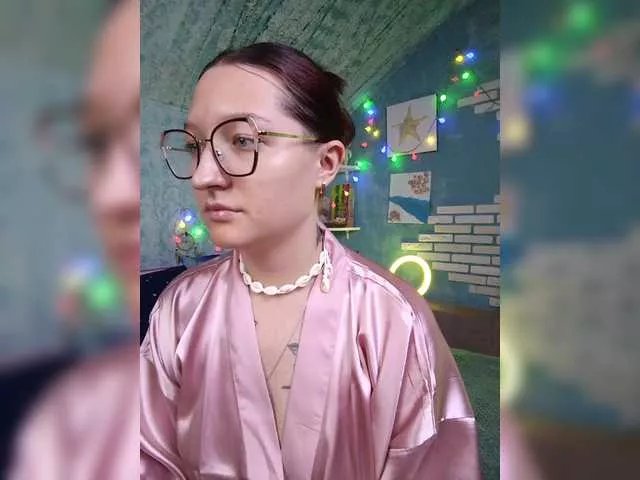 Rosia-Guess on BongaCams