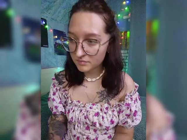 Rosia-Guess on BongaCams