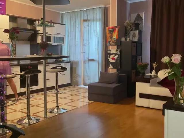 Offline roxana-brooks on BongaCams