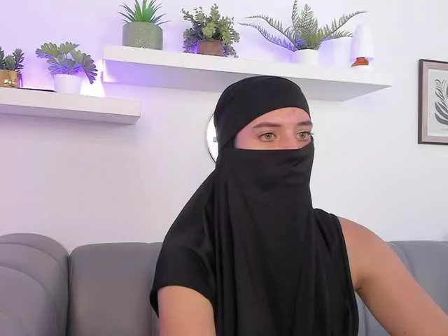 Offline salma-arabic on BongaCams