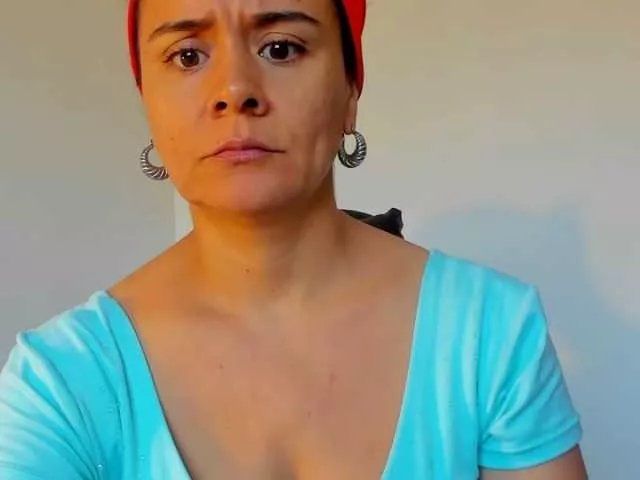 Samhotie on BongaCams