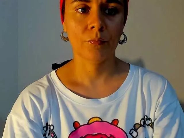 Samhotie on BongaCams