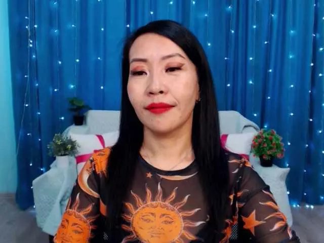 Sarahsexygirl on BongaCams