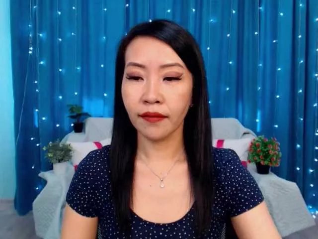 Sarahsexygirl on BongaCams